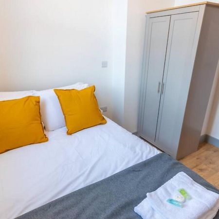 Pillo Rooms Serviced Apartments - Salford Manchester Eksteriør bilde