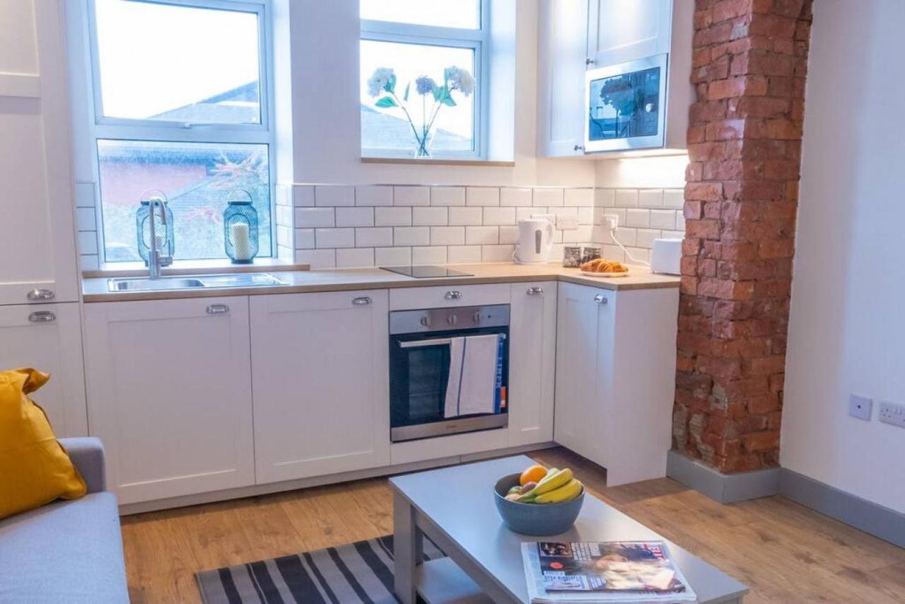 Pillo Rooms Serviced Apartments - Salford Manchester Eksteriør bilde