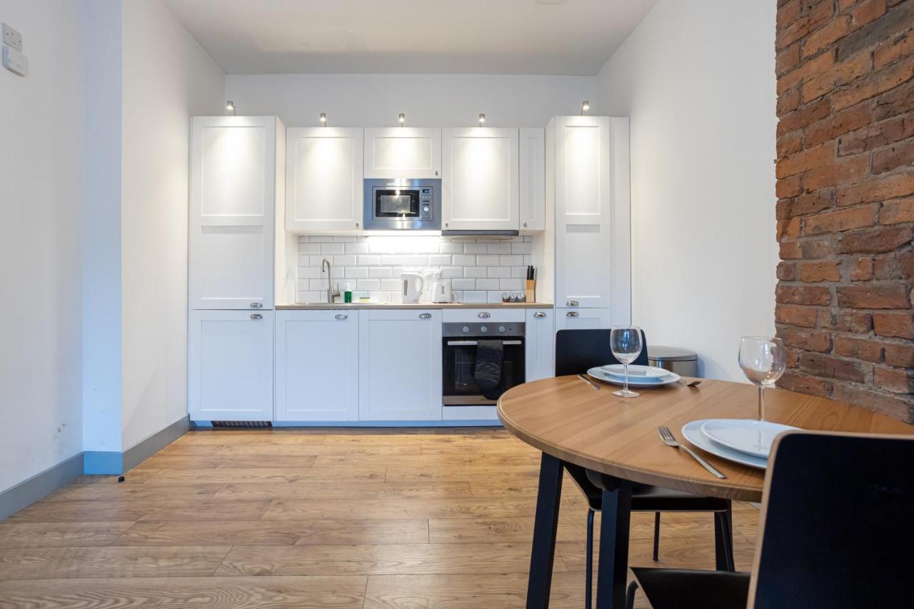 Pillo Rooms Serviced Apartments - Salford Manchester Eksteriør bilde