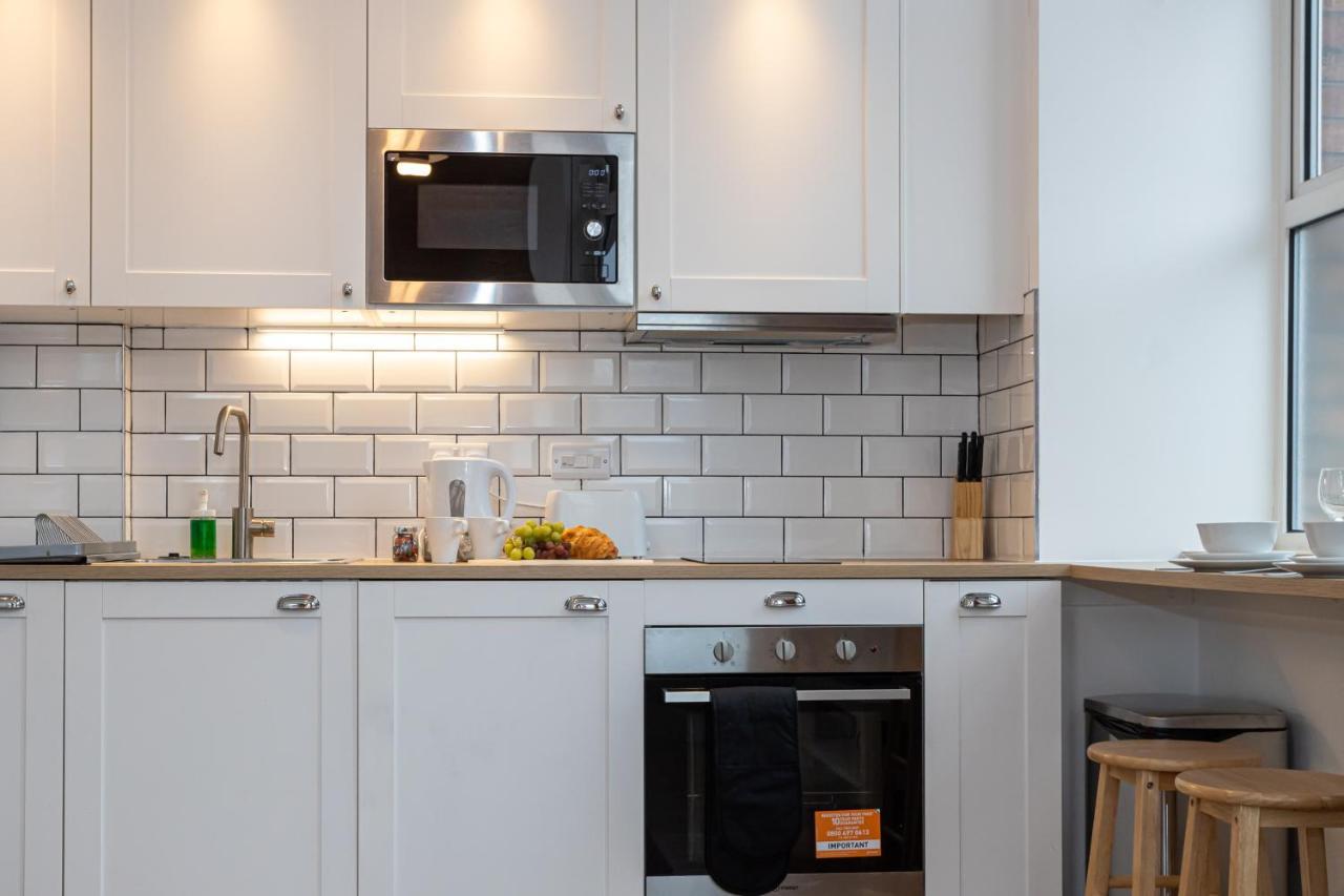Pillo Rooms Serviced Apartments - Salford Manchester Eksteriør bilde