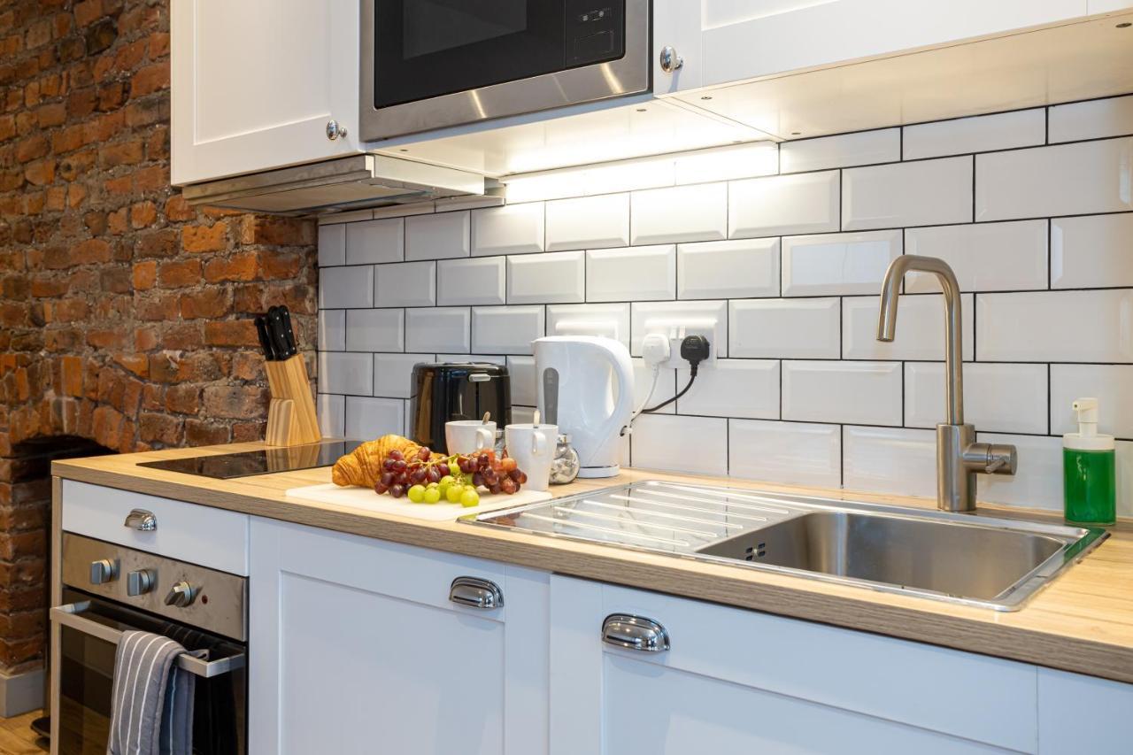 Pillo Rooms Serviced Apartments - Salford Manchester Eksteriør bilde